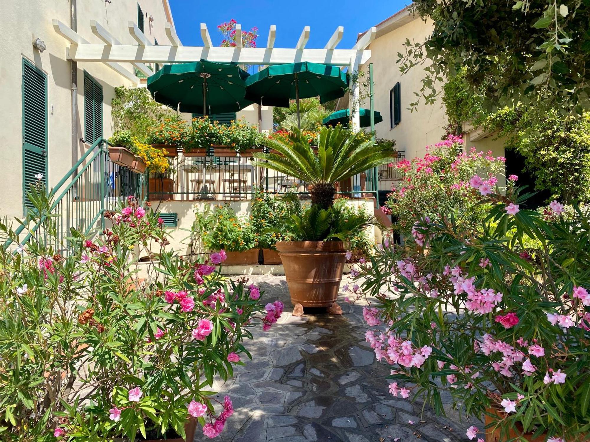 Belvedere Residenza Mediterranea Portoferraio Exterior foto